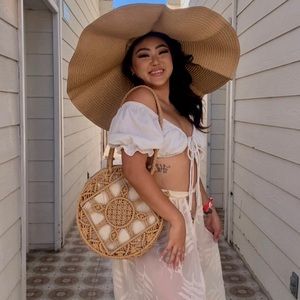 Meet your Posher, Debby